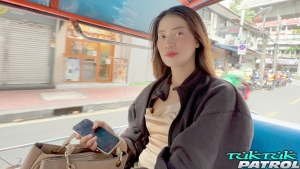Sexy Thai model rides TukTuk to hotel for hardcore fun