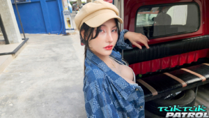 Sexy Asian girl hangs out by Tuk looking for hard cock studs