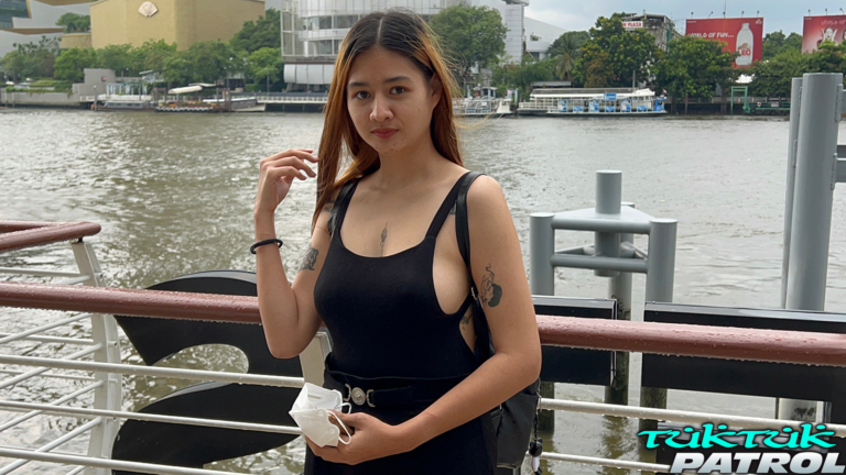 Pretty Thai teen spotted outside