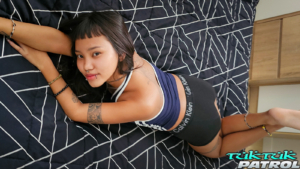 Hot body Asian girl showing booty in shorts